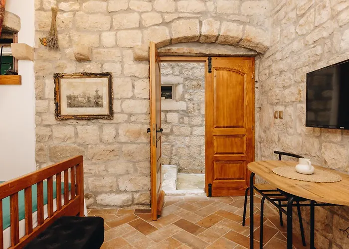 Luxury Gabriela 아파트 *