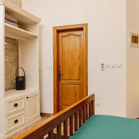 Διαμέρισμα Luxury Gabriela Κόρτσουλα